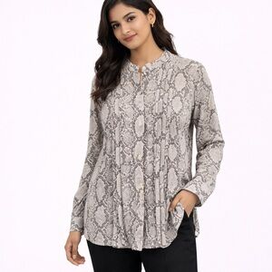 EUC Women's Talbots Blouse Size M Gray Snake Print